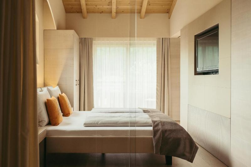 Penthouse Suite image 1
