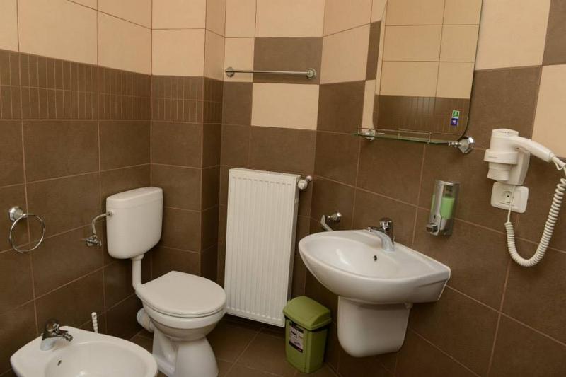 Suite with Balcony image 3