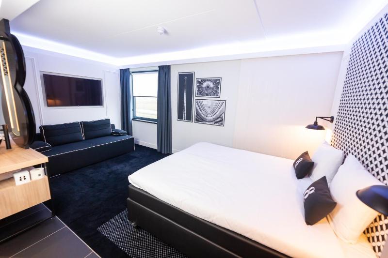 Suite image 1