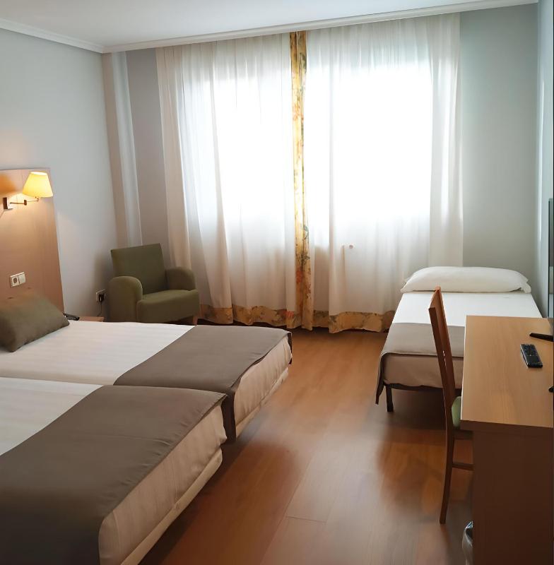 Triple Room image 1
