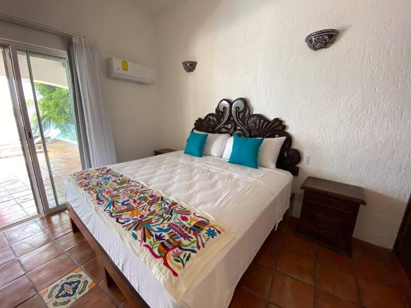 Del Mar PV Private Oceanfront Resort - image 7