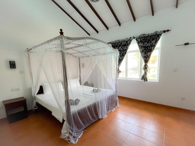 Pearl Island Beach Hotel - image 24