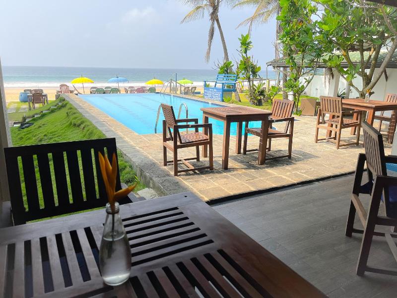 Pearl Island Beach Hotel - image 2