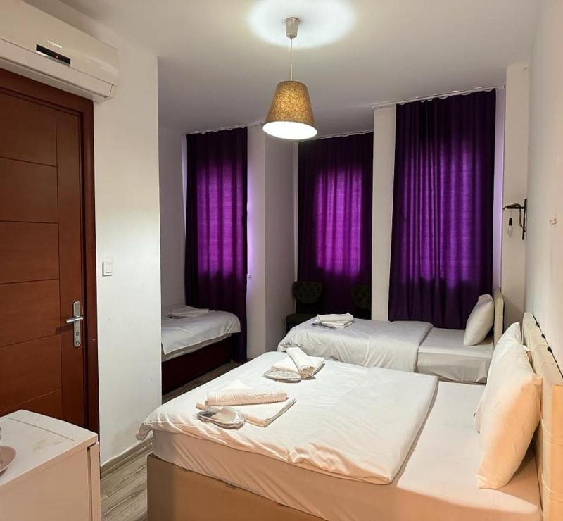 Standard Triple Room image 1