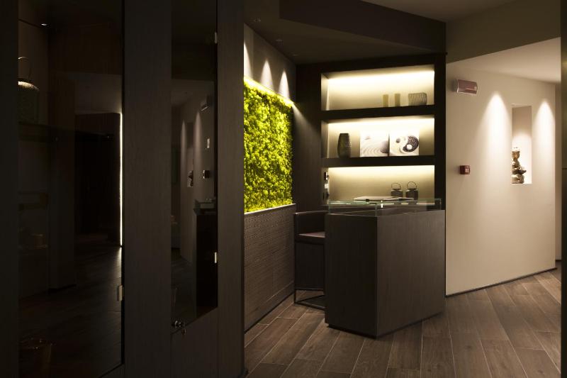 Junior Suite with Spa Package  image 1