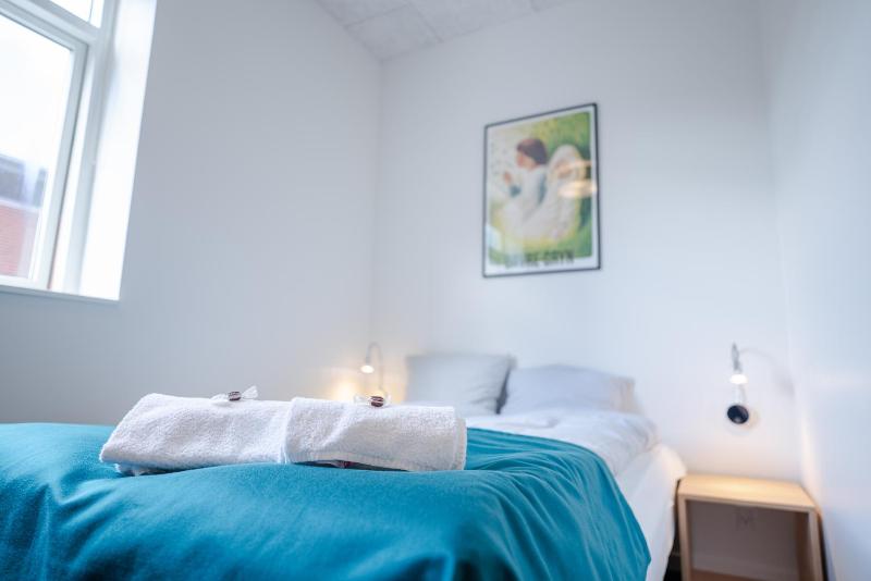 Grand lit Room (Bed: 140x200cm) image 3