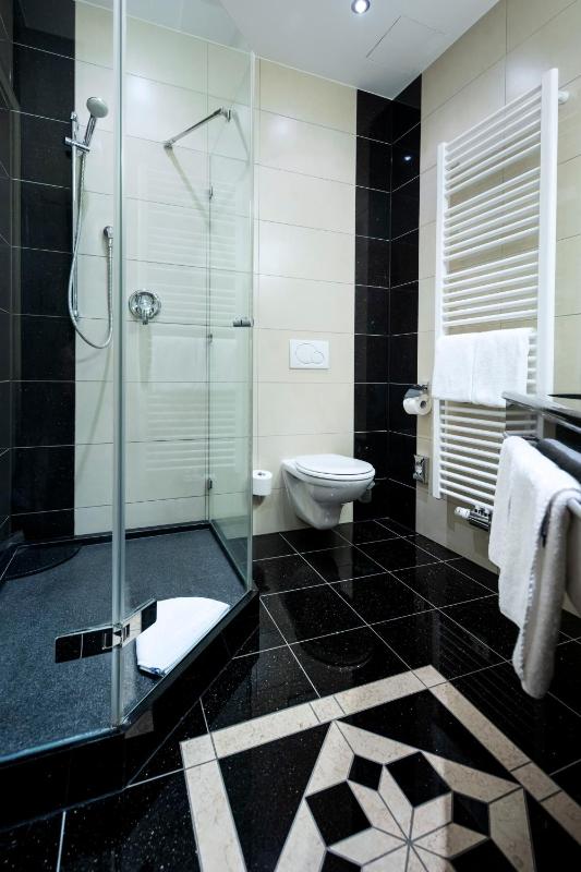Junior Suite image 4