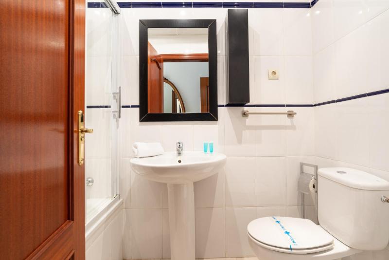 Urbe10 Marin Garcia 2 Bedrooms Apartment - image 12