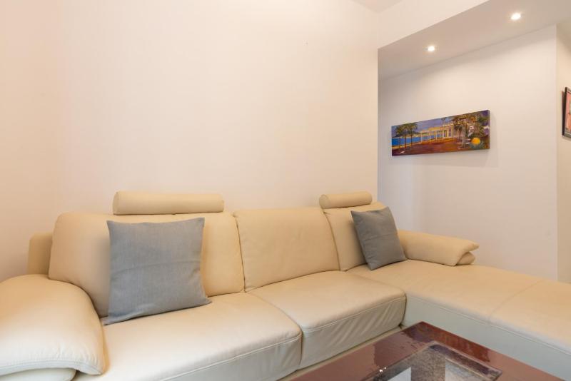 Urbe10 Marin Garcia 2 Bedrooms Apartment - image 22