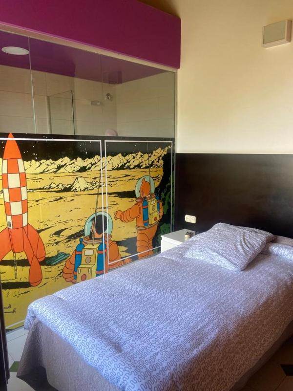 Deluxe Single Room image 3