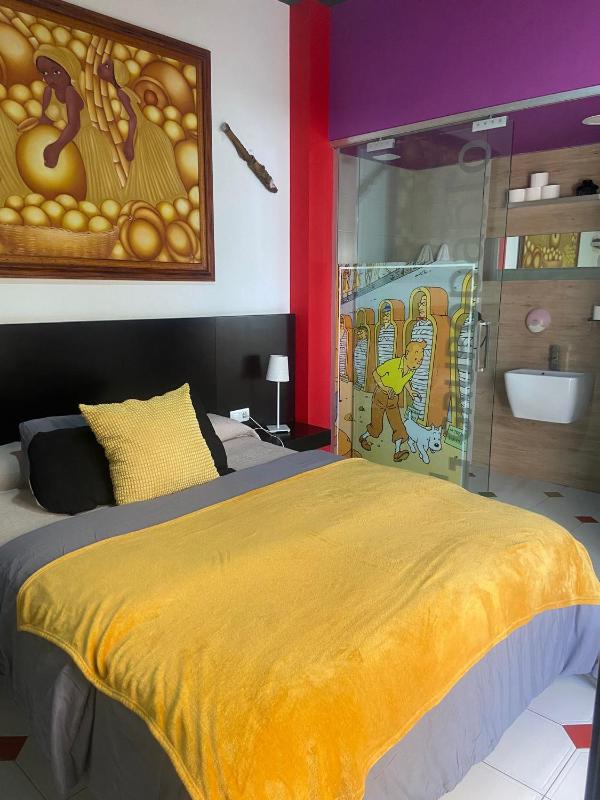 Deluxe Double Room with Pool Access image 1