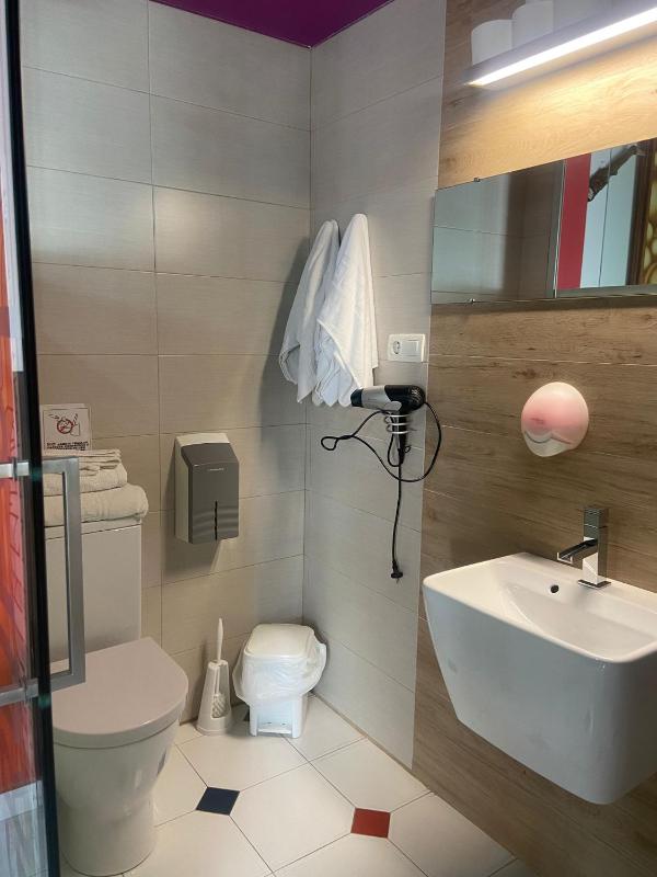 Deluxe Double Room with Pool Access image 4