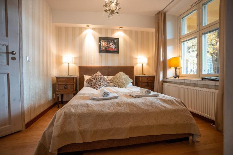 Small Double Room - Pets Allowed image 1