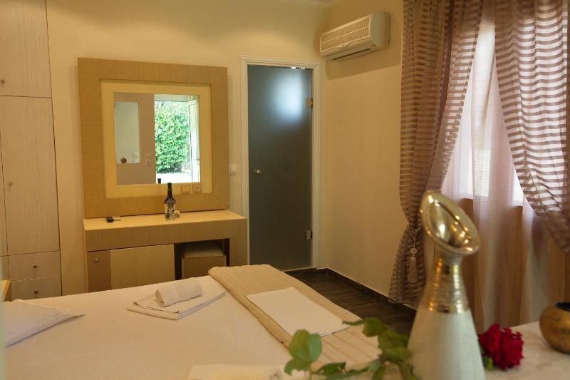 Triple Room image 4