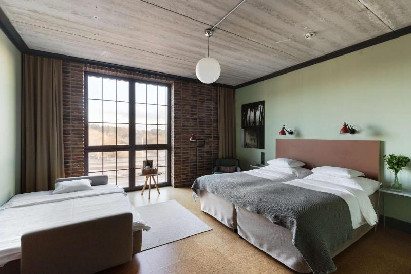 Superior Twin Room Extra image 3