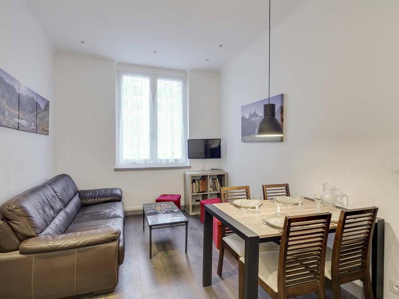 Apartment (6 Adults) image 1