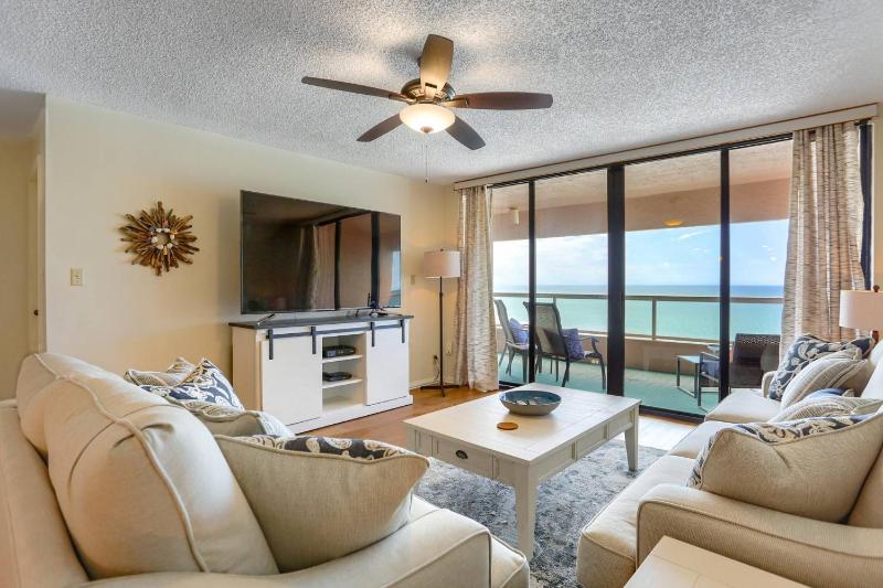 12B Crescent Beach Club - image 30