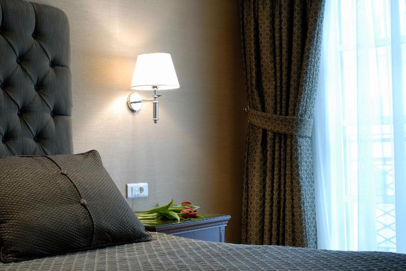 Standard Double/Twin Room image 2