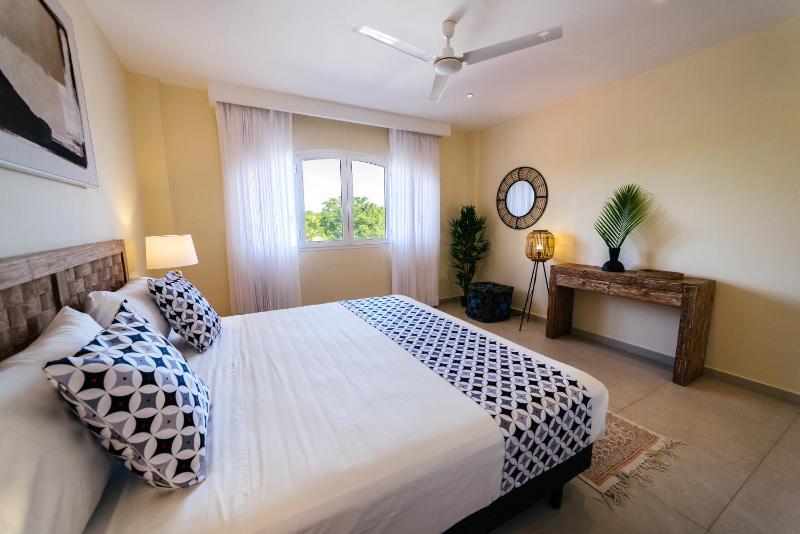 Spacious Iberosta ApartmentSueno - 3BDR Pool Beach WiFi - image 1