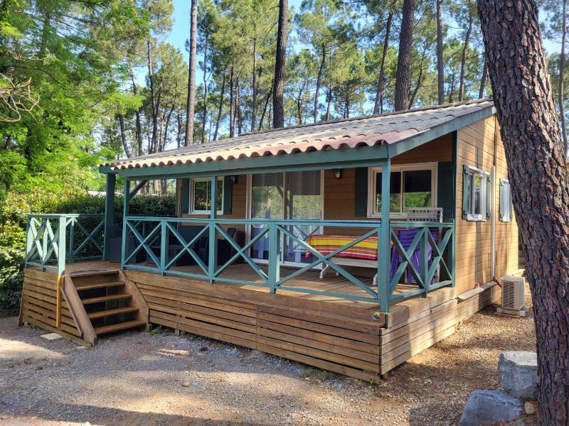 Chalet (6 Adults) image 1