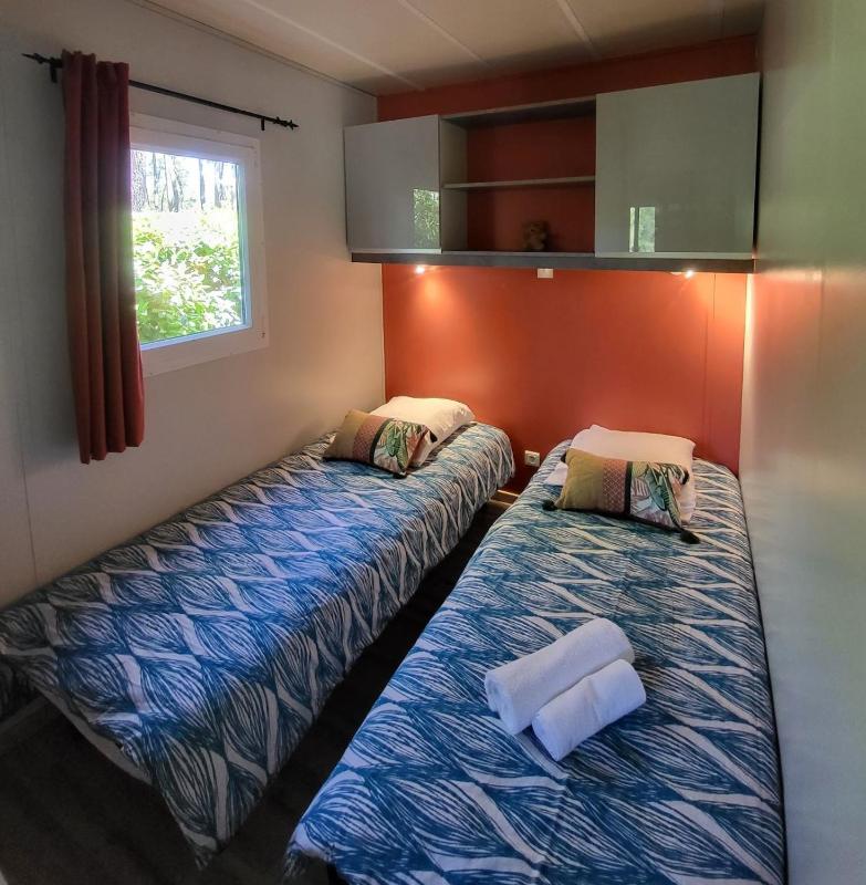 Chalet (6 Adults) image 2