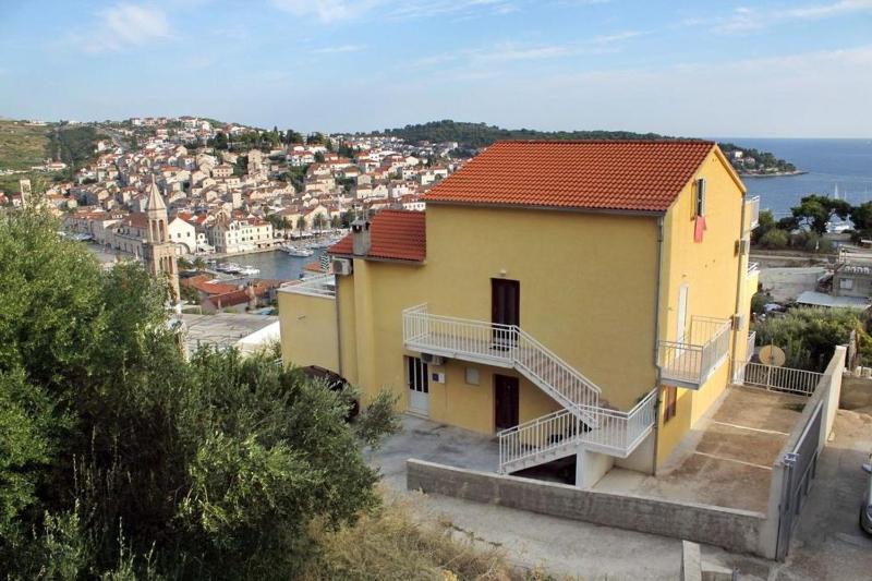 Studio apartment in Hvar town with sea views terrace air conditioning WiFi 3615-5 - image 19