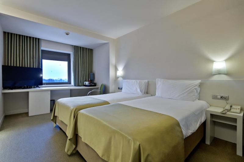 Accessible Room with One Single Bed,Non-Smoking image 3