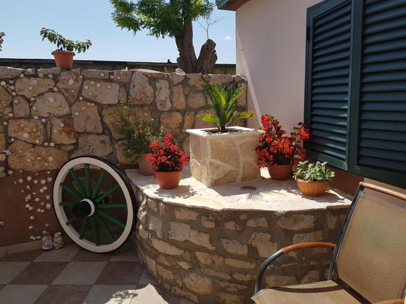 Apartment in Privlaka with balcony air conditioning WiFi dishwasher 878-1 - image 29
