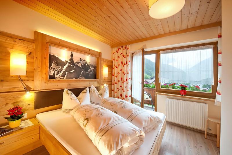 Penthouse Superior Apartment with Panoramasauna image 4