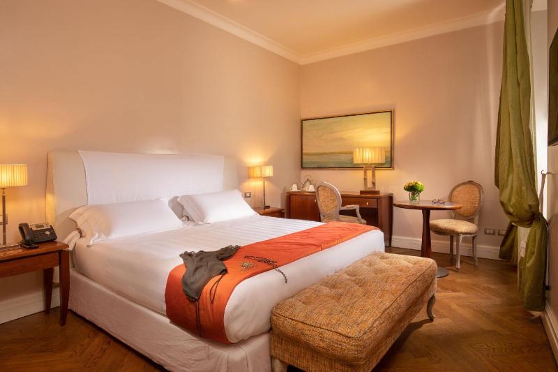 Double or Twin Room - Annex Building - Via del Corso 75 image 1