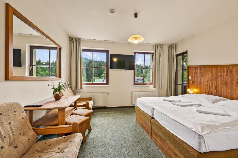 Standard Double Room image 1