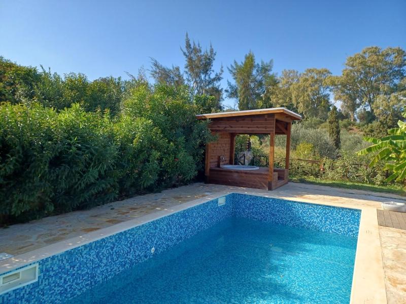 SUPERIOR VILLAS 2BDRMS Next to the BEACH with private POOL and Outdoor SPA BATH image 2