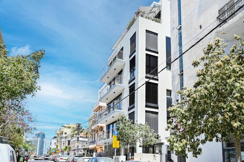 Sweet Home 3BR near the sea by HolyGuest - image 3