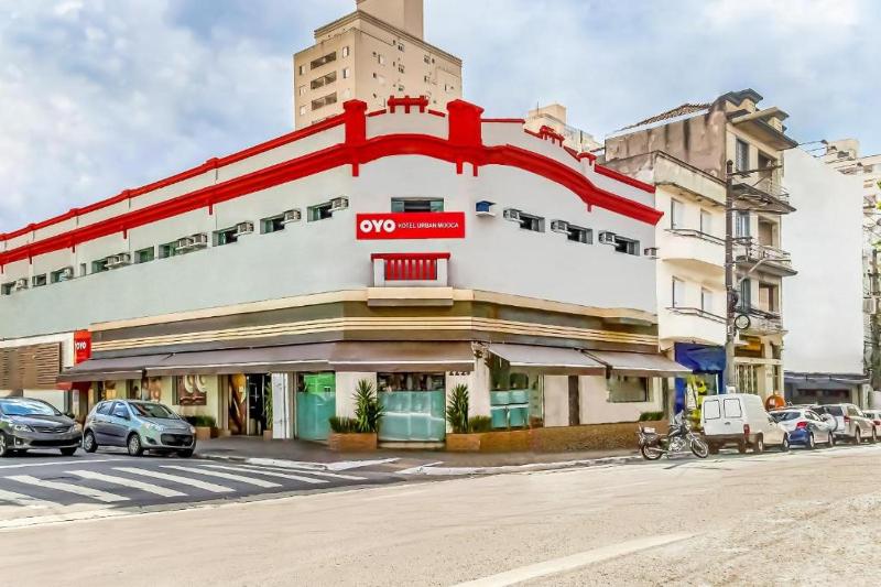 Hotel Urban - image 1