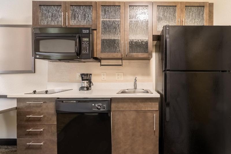 Candlewood Suites Portland Airport By IHG - image 39