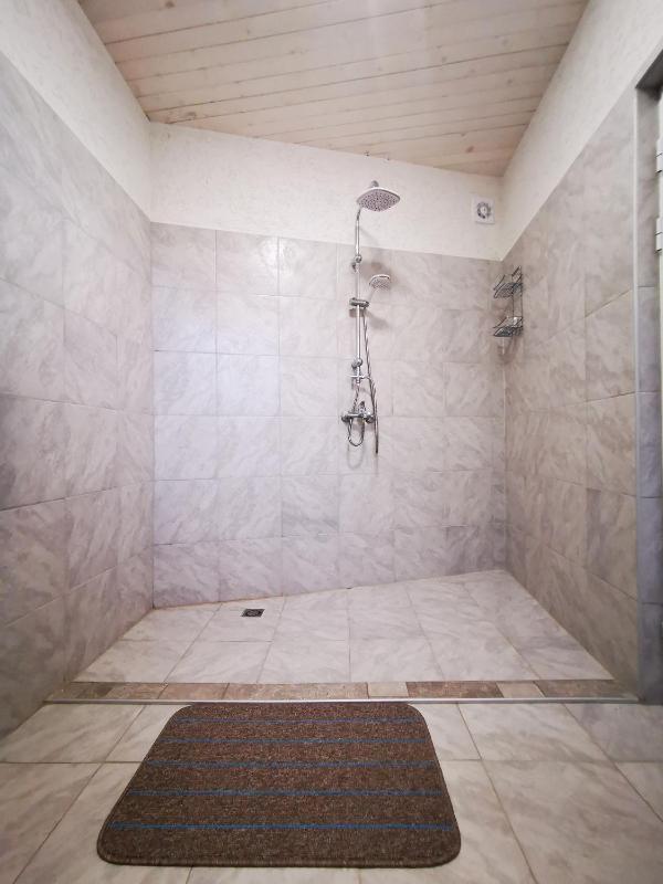 Two-Bedroom Cottage image 2