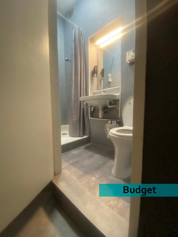 Budget Double Room image 4