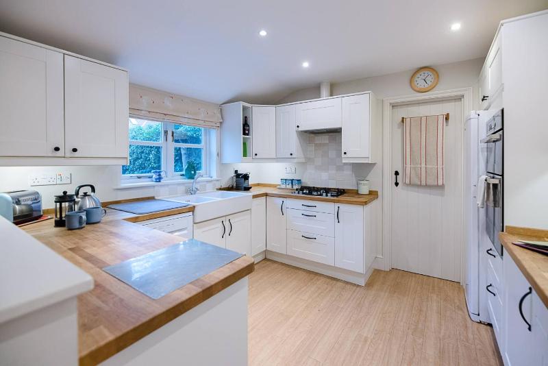 18 Hartington Aldeburgh - image 5