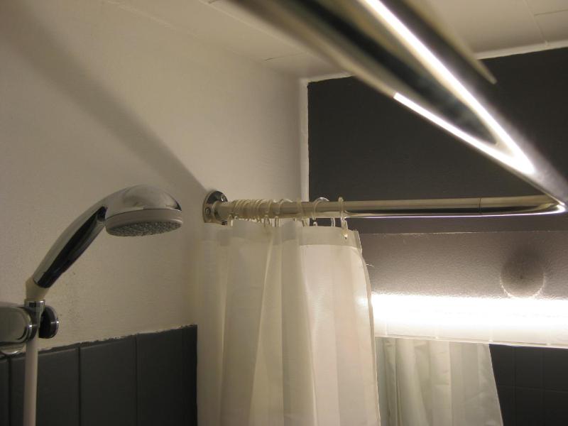 Single Room image 2