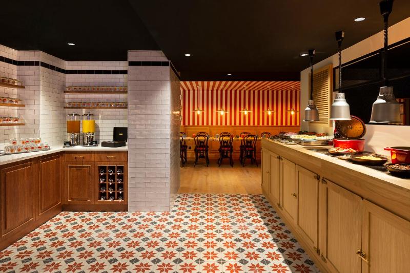 RockyPop Grenoble Hotel - image 46