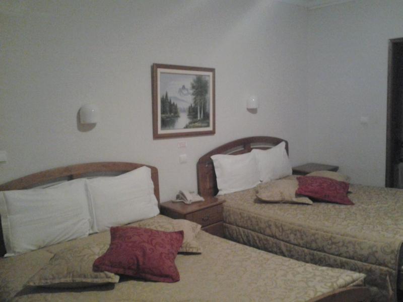 Quadruple Room image 3