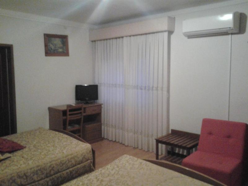 Quadruple Room image 2