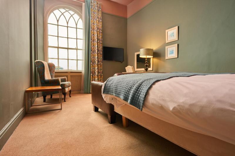Double Room with Town View image 3