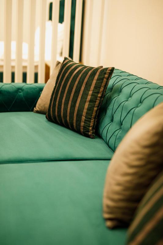 Deluxe Family Suite image 3
