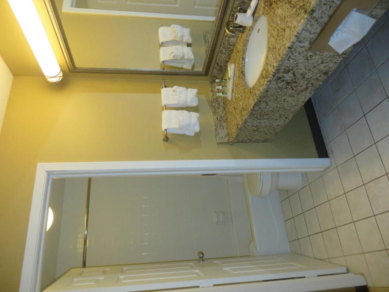 Double Room image 4