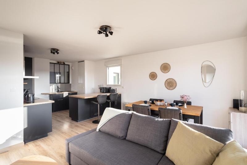 Le Cocon Voltaire - Appartement 2 chambres avec parking - Mabilais - image 10