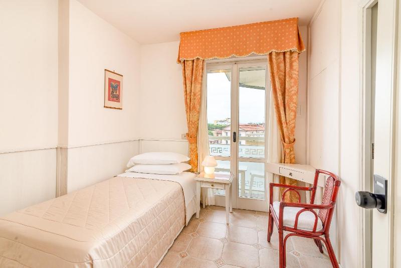 Classic Single Room image 1