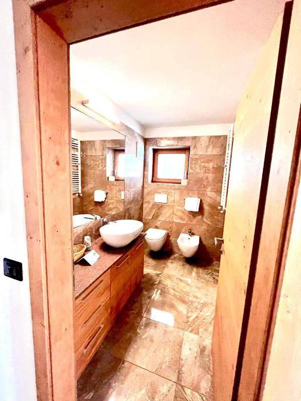 Apartment image 4