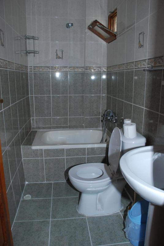 Family Room image 2