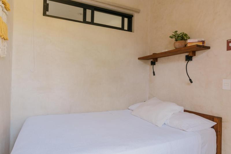 Hostik Hostal - image 2